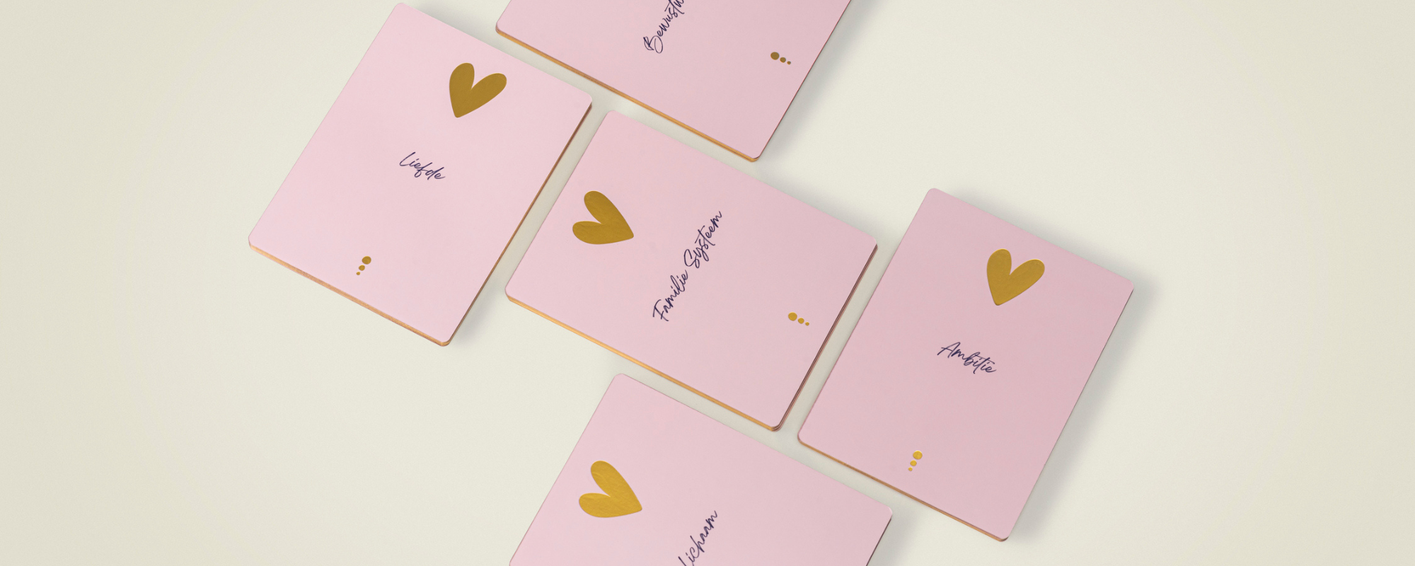 custom-slideshow-image-desktop-block_K7eGcf